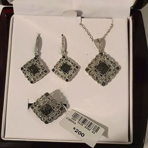 New! Black Diamond with Silver, 3 piece set